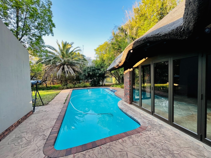 4 Bedroom Property for Sale in Heuwelsig Free State